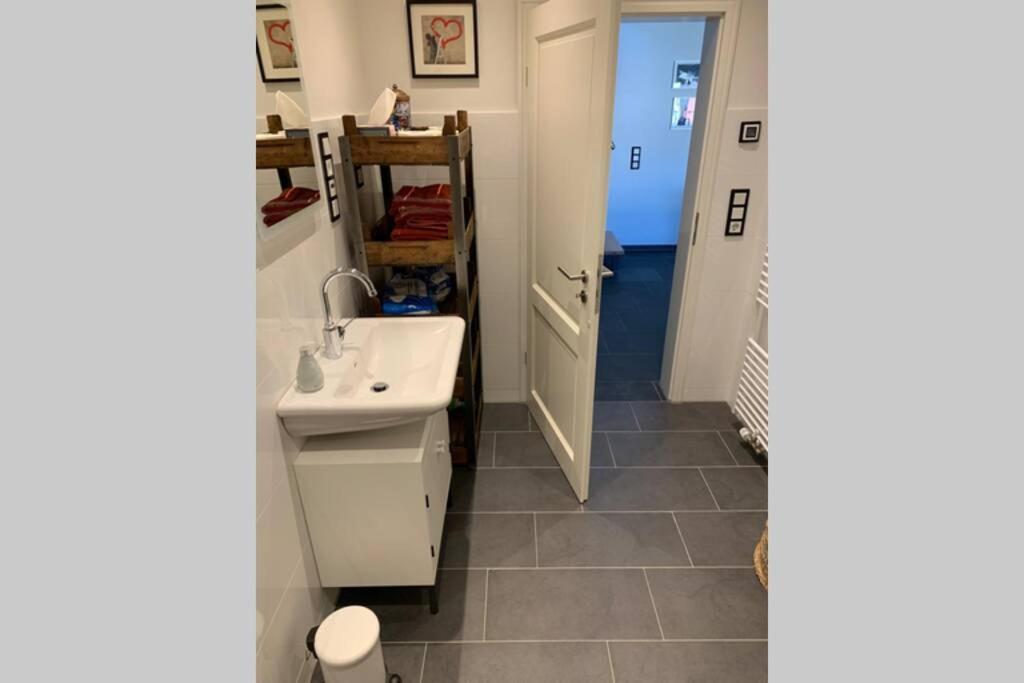 Hier Steckt Liebe Drin ! Apartment Dormagen Luaran gambar